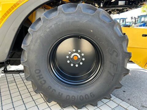 New Holland CR 8.80