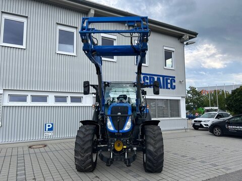 New Holland T 5.140 Dynamic Command mit Lenksystem