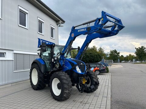 New Holland T 5.140 Dynamic Command mit Lenksystem