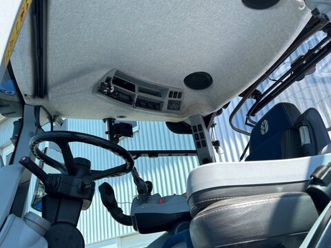 New Holland T 7.225 AutoCommand