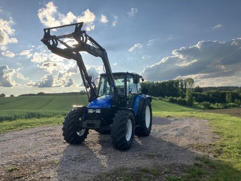 New Holland TL 90