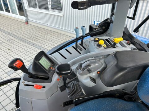 New Holland T 6020 Elite