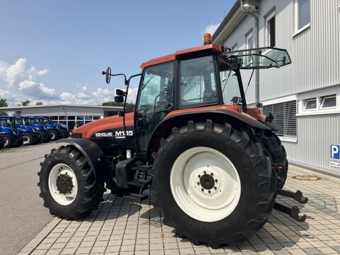 New Holland M 135