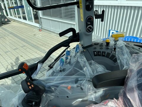 New Holland T 5.100