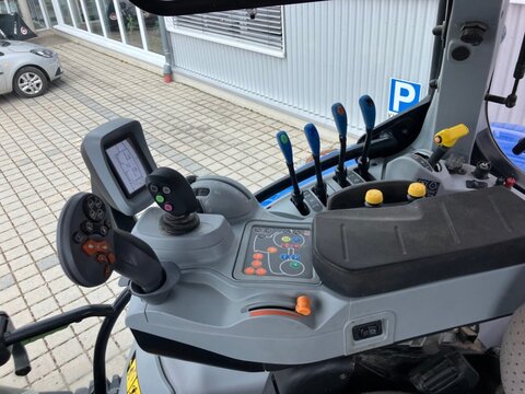 New Holland T 6.180 DC