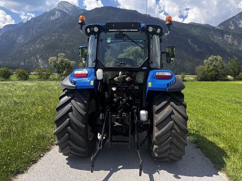 New Holland T 5.115