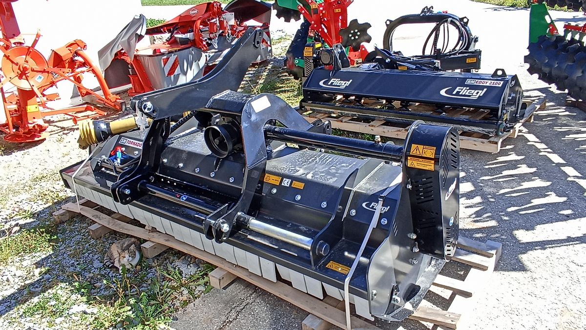Fliegl »SM TORNADO 2750« 3
