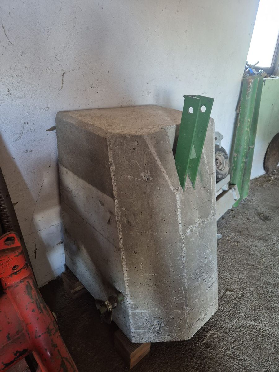 Frontgewicht 1600kg 3