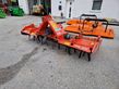 Kuhn HRB 302 D mit Packerwalze