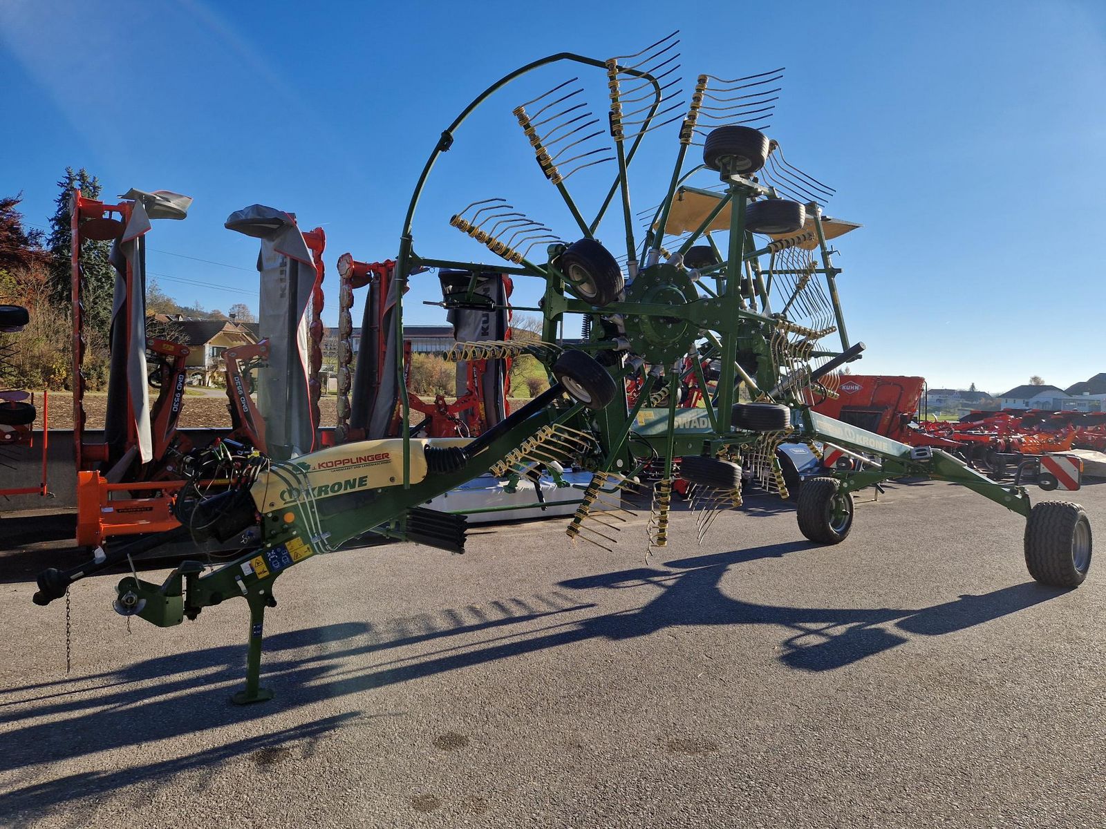 Krone TS 680 Twin mit hydraulischer Kreiselfixierung 3