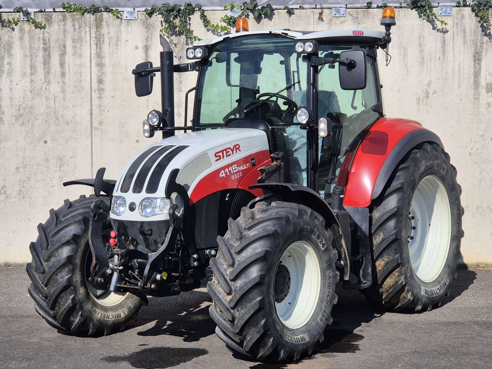 Steyr 4115 Multi Basis 1