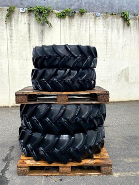 Mitas 300/70/R20 und 340/85/R28