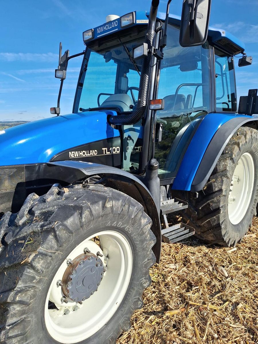 New Holland TL100 (4WD) 2
