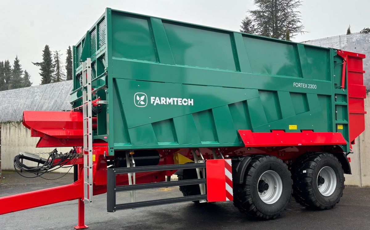 Farmtech FARMTECH FORTEX 2300 ABSCHIEBEWAGEN 1