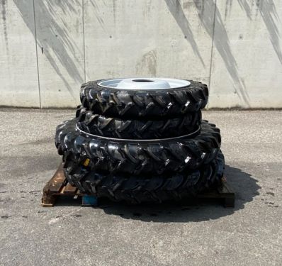 Alliance 230/95R44 und 8.3R32