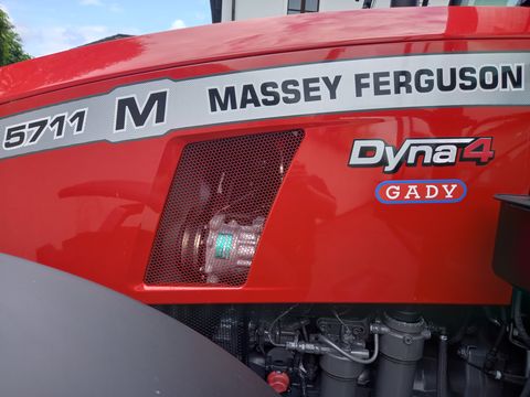 Massey Ferguson MF 5711 M