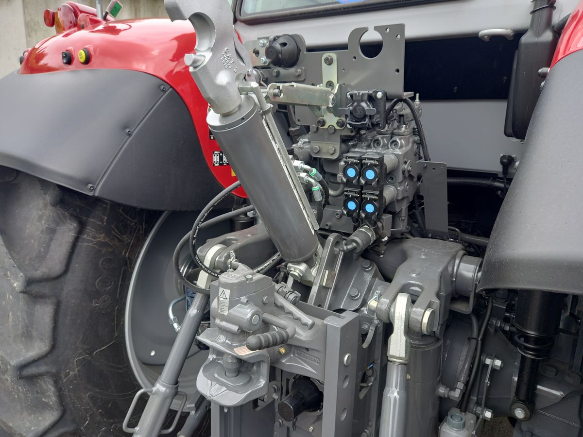 Massey Ferguson MF 5S.115 Dyna-6 Efficient