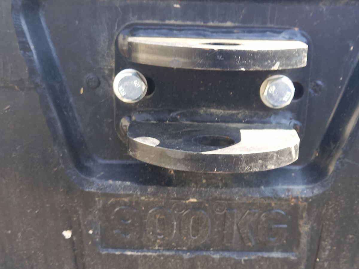 Sonstige 900 KG