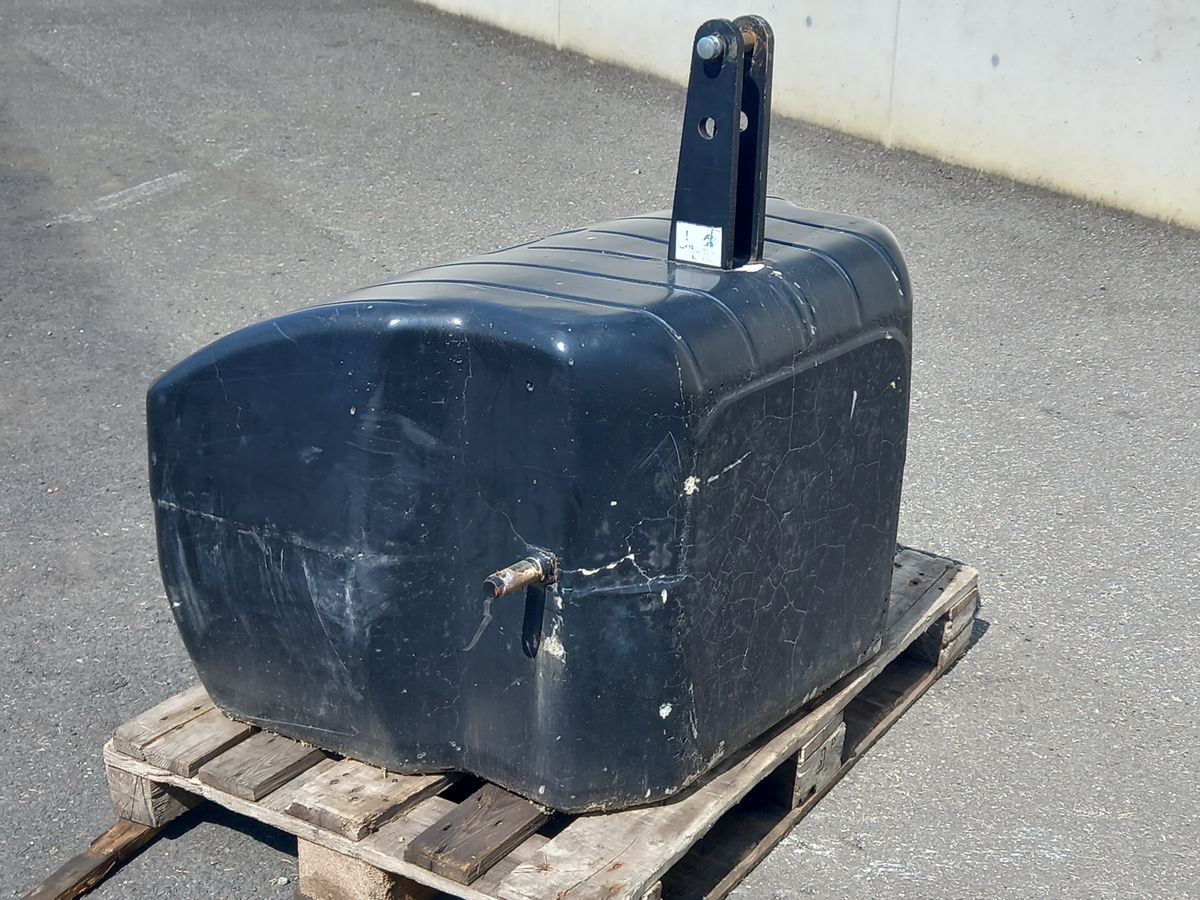 Sonstige 900 KG