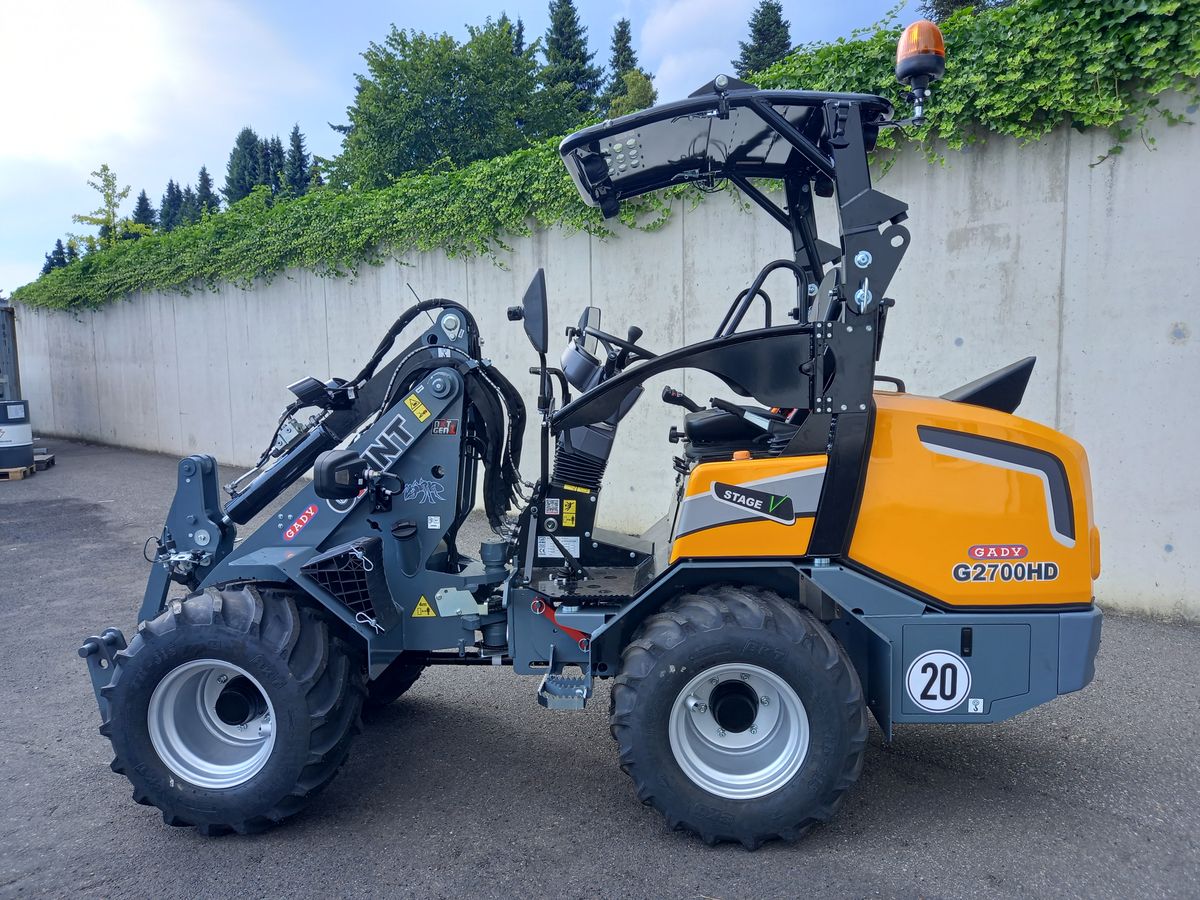 Giant G2700 HD