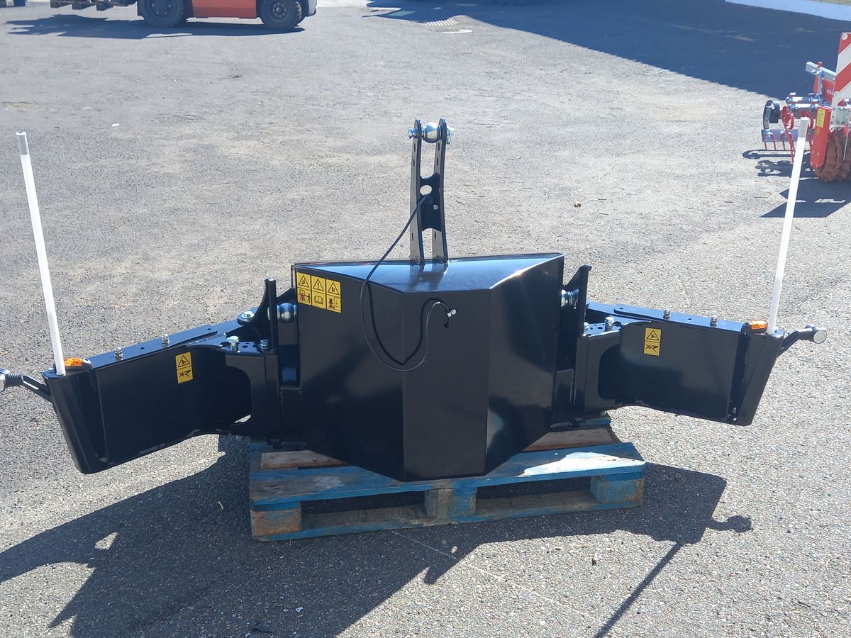 TractorBumper 1000KG STEYR