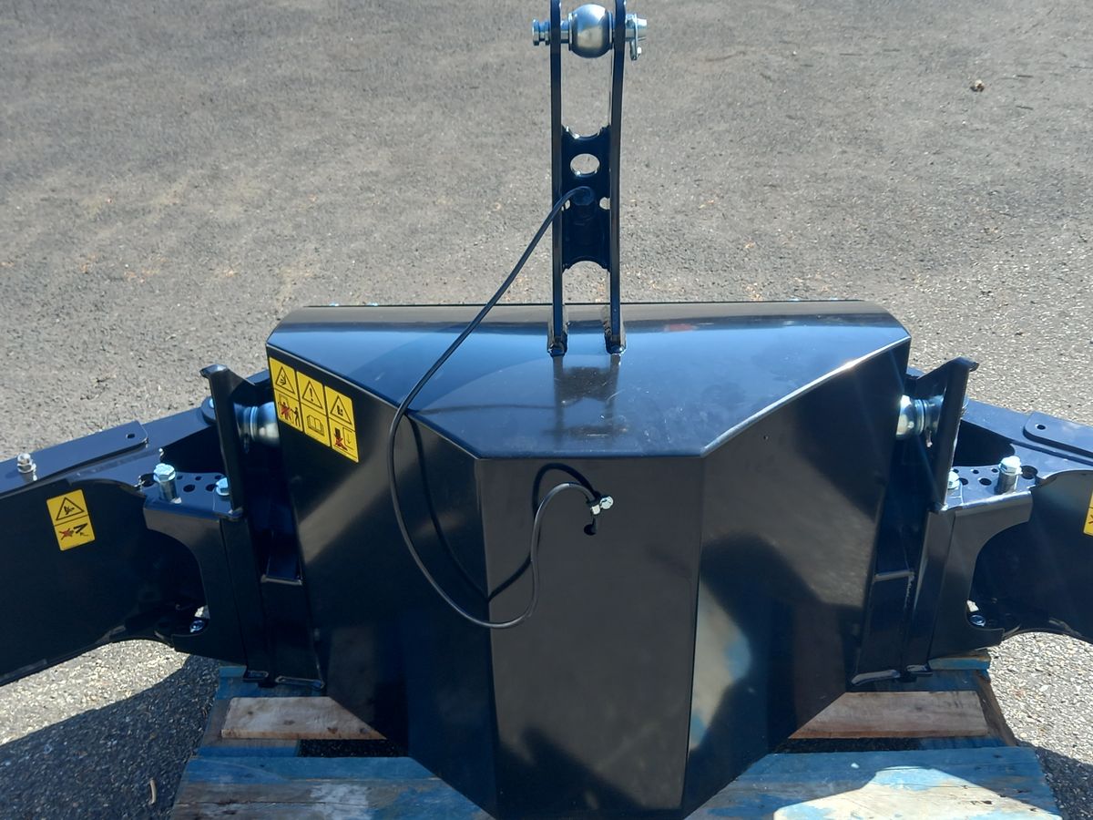 TractorBumper 1000KG STEYR