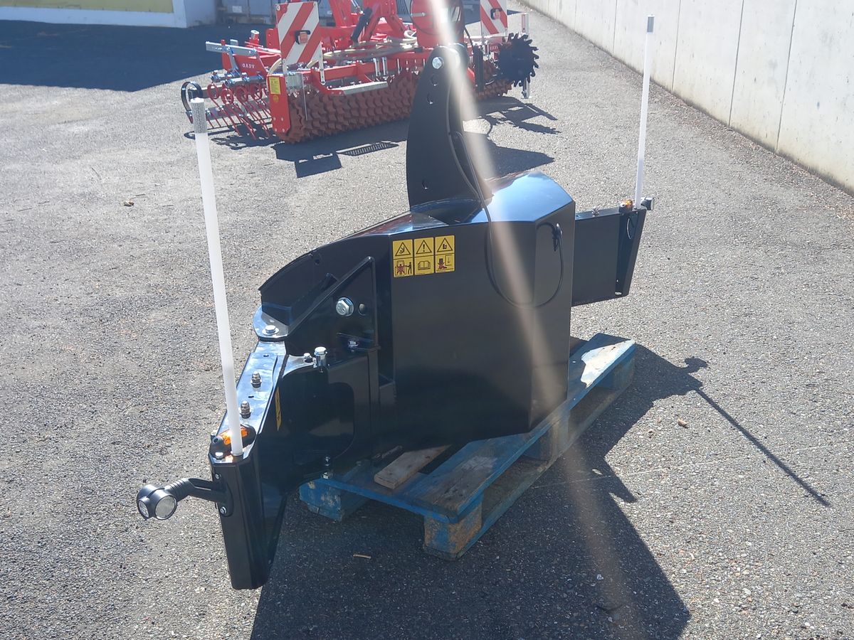 TractorBumper 1000KG STEYR