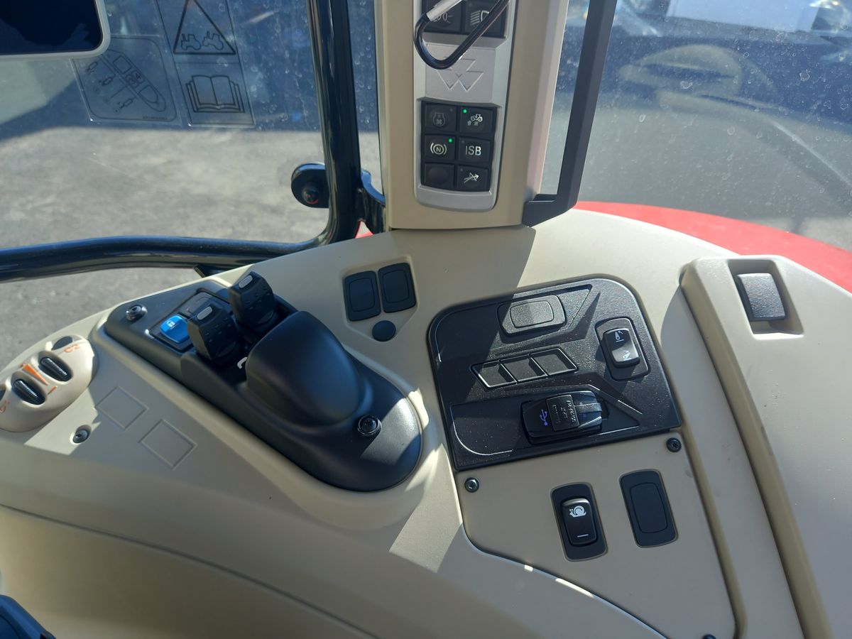 Massey Ferguson MF 5S.115 Dyna-6 Exclusive