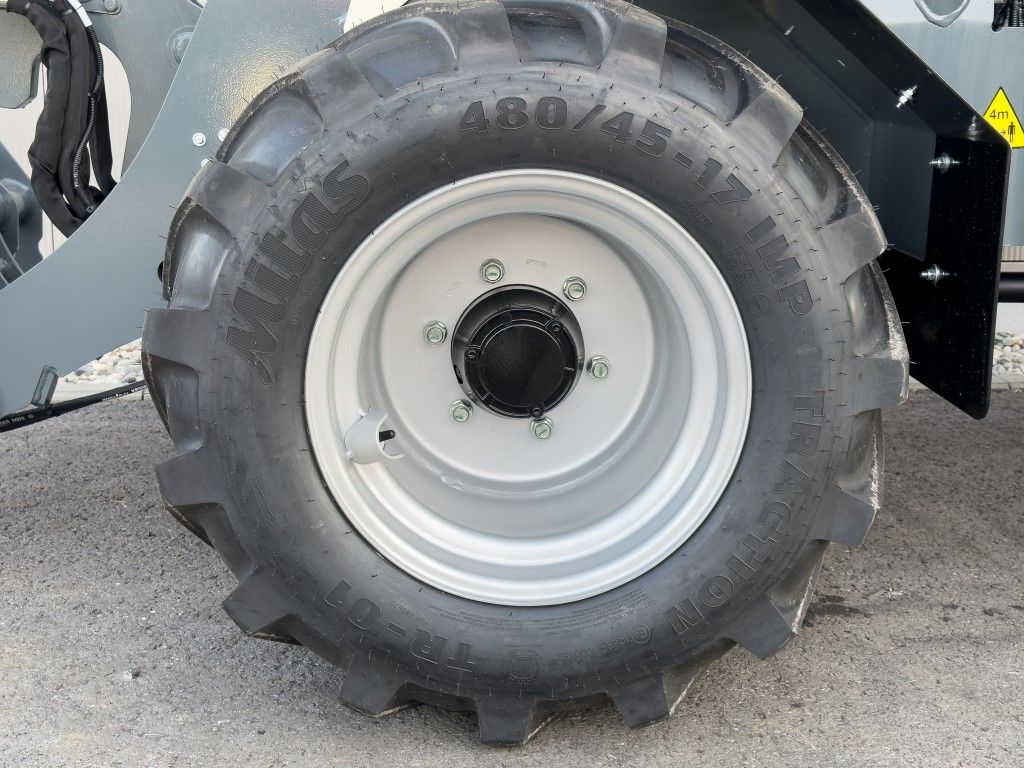 Giant G3500