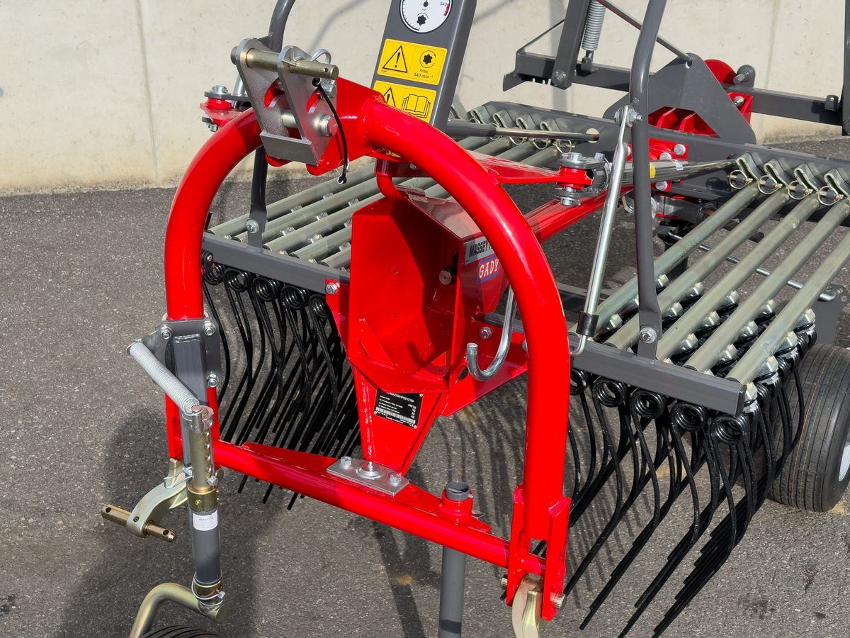 Massey Ferguson RK381DN SCHWADER