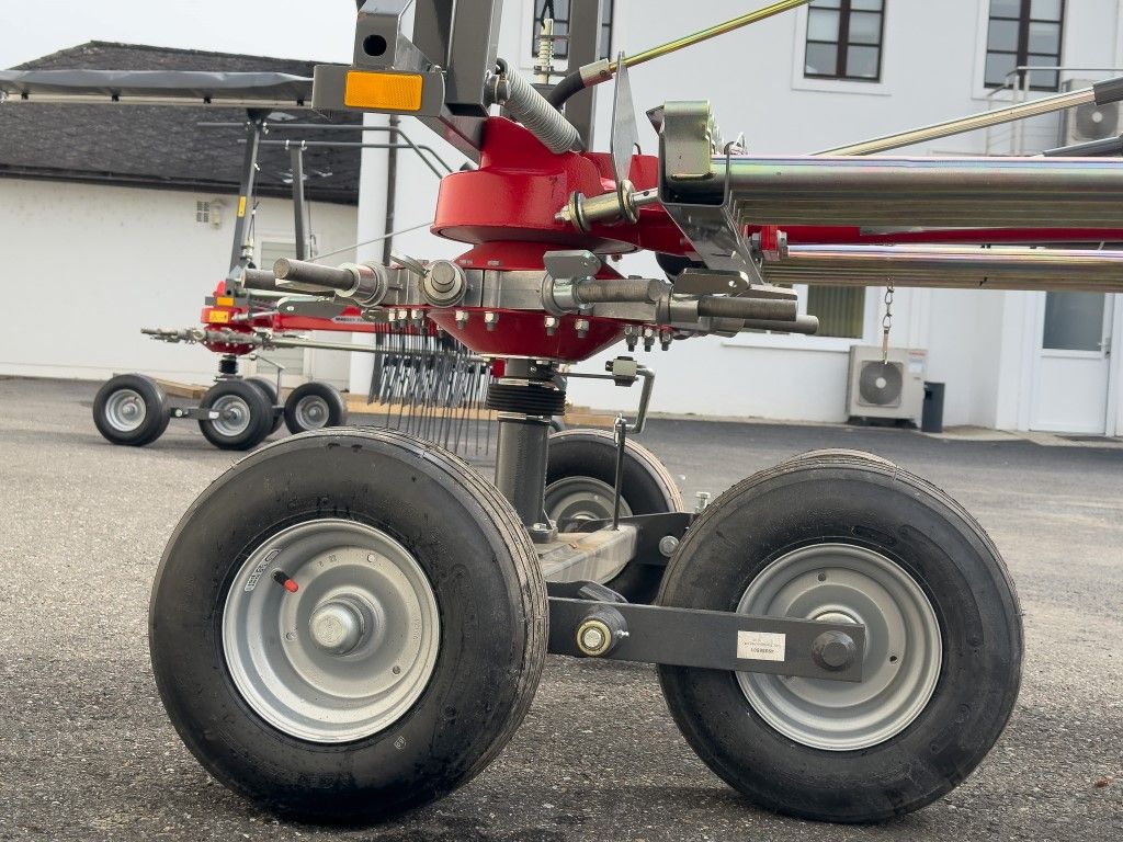 Massey Ferguson RK381DN SCHWADER