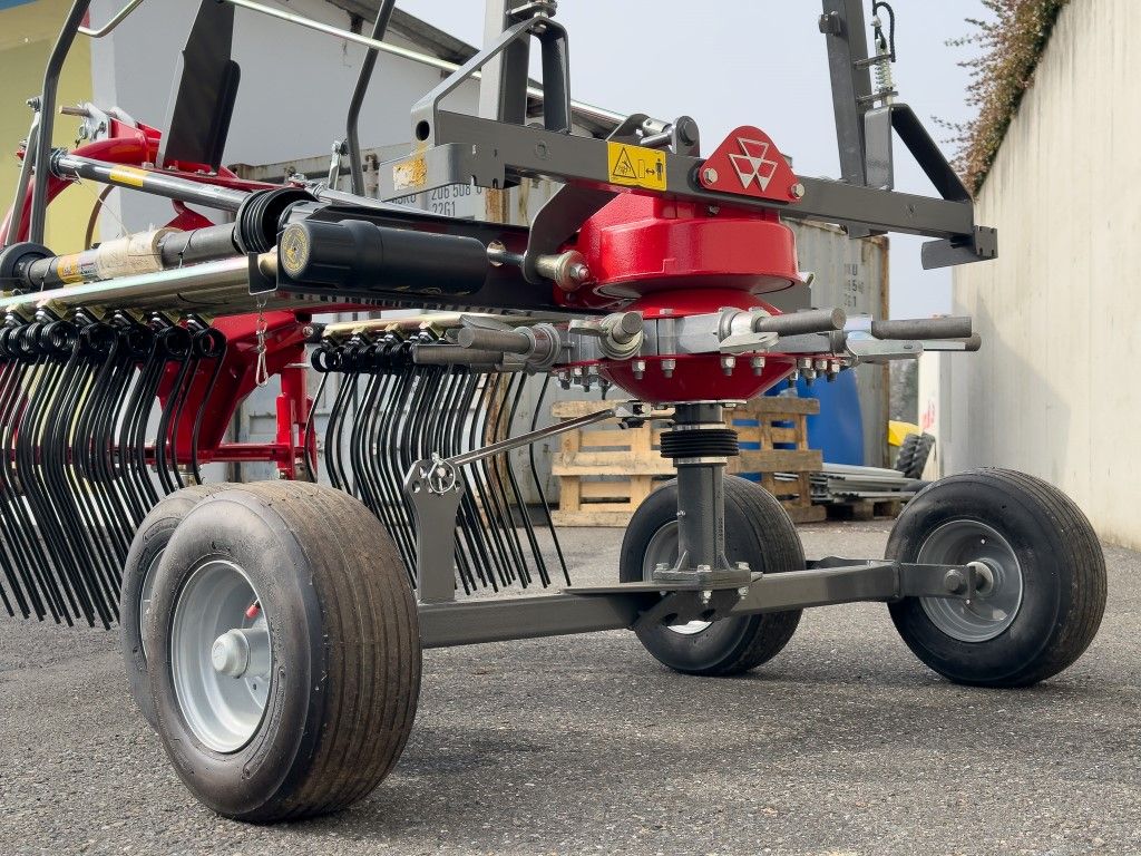 Massey Ferguson RK381DN SCHWADER