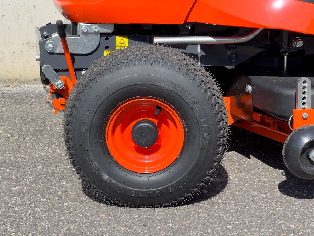 Kubota GR 1600 ROPS