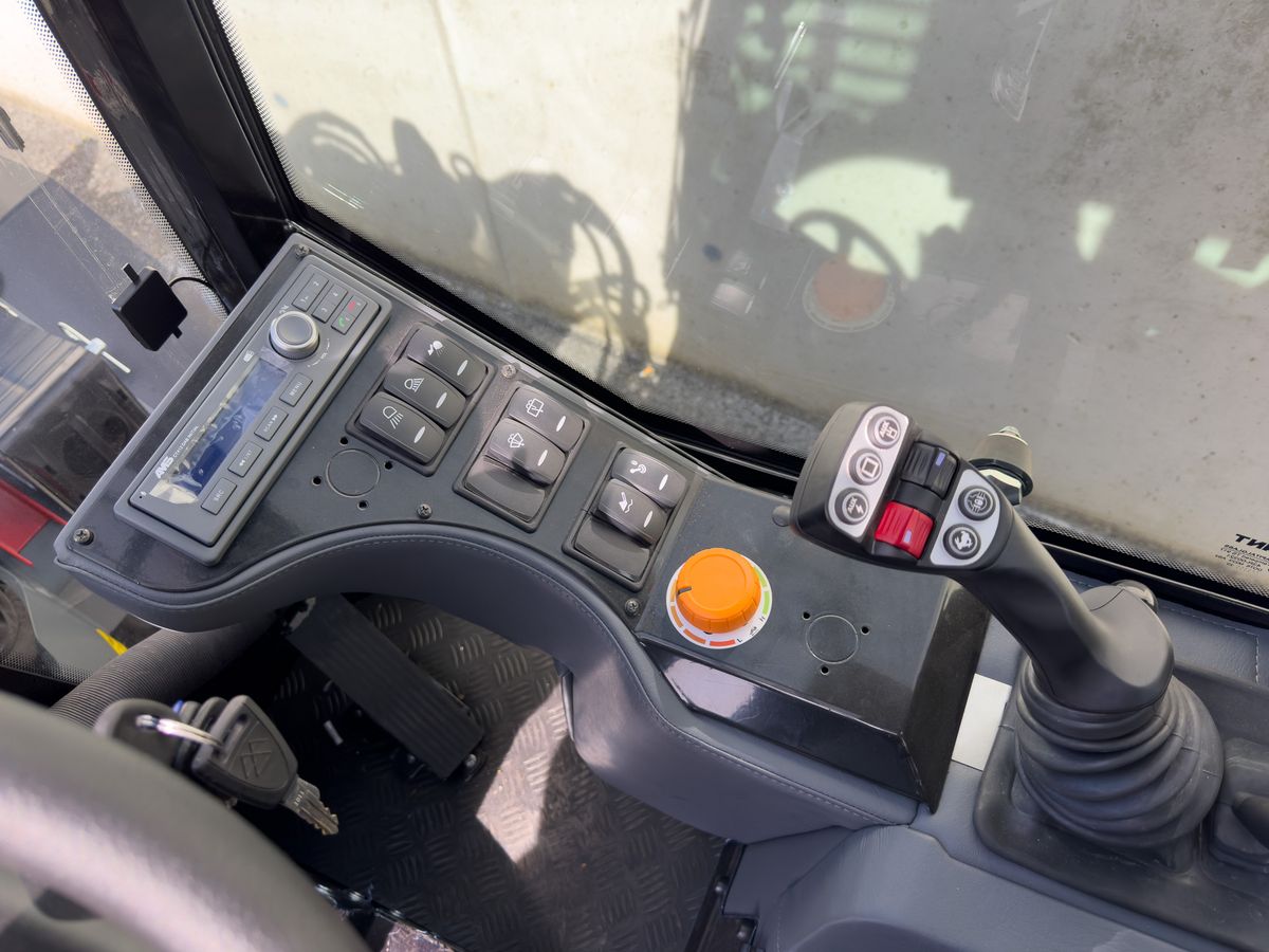 Giant G2700 TELE HD+