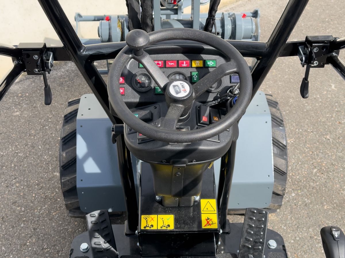 Giant G1500