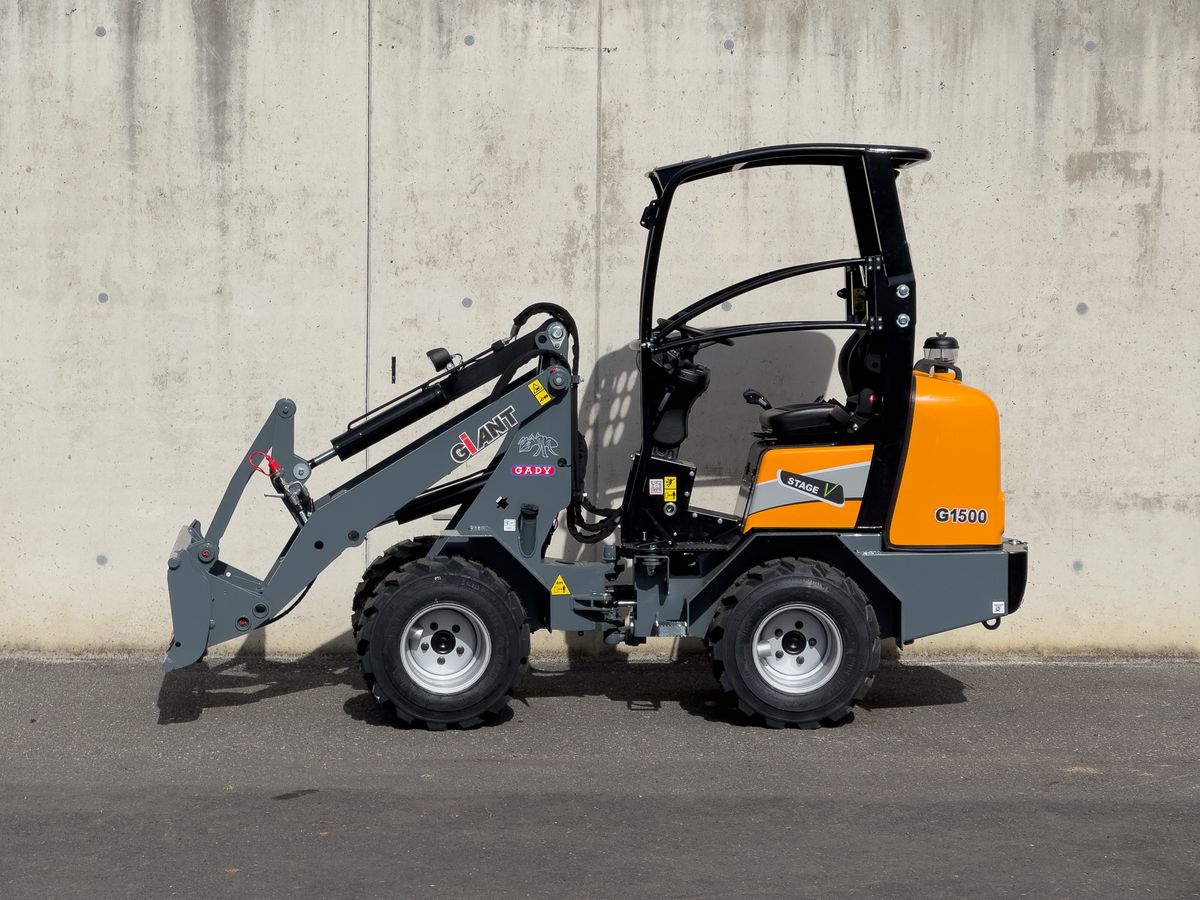 Giant G1500
