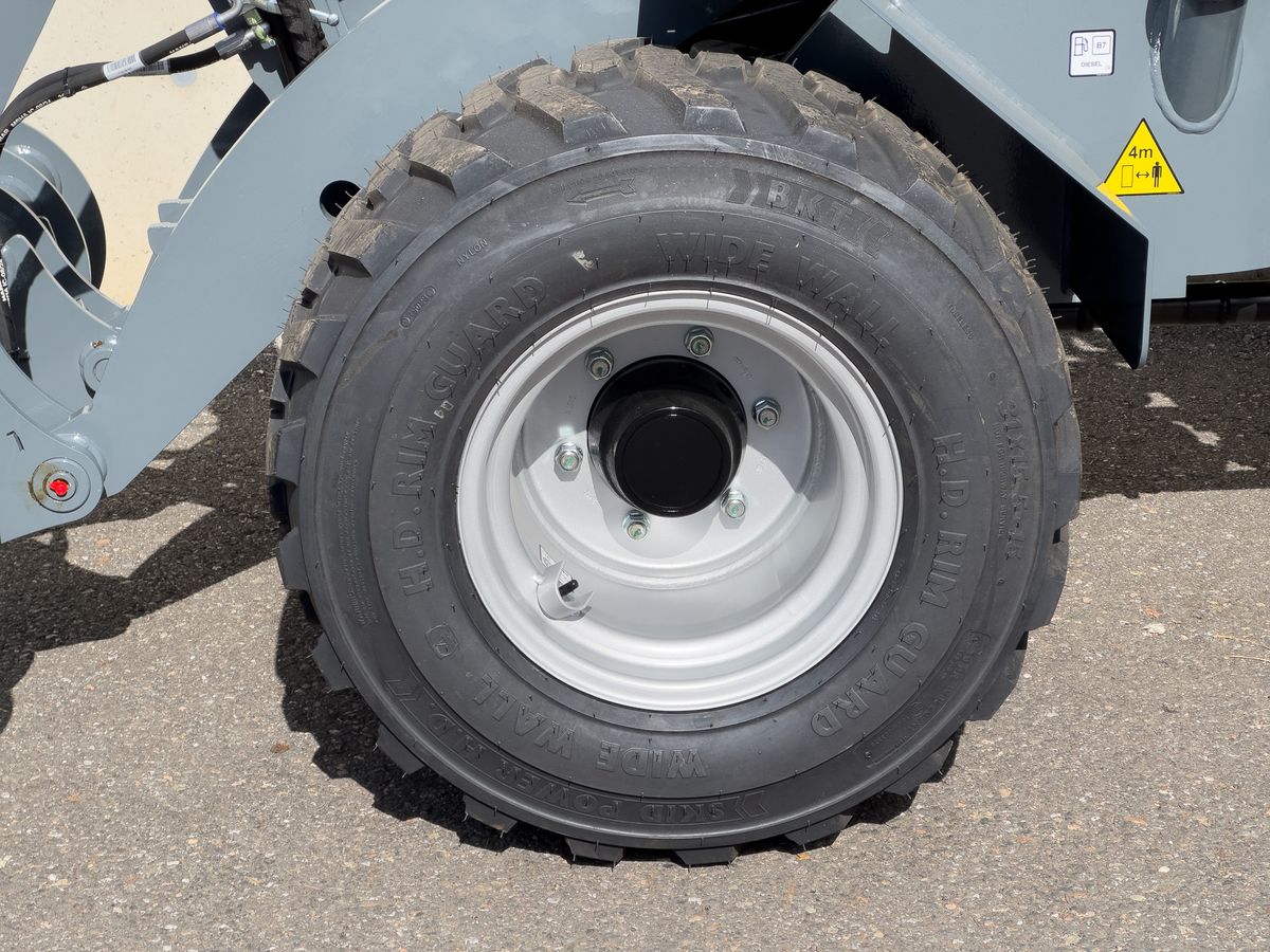 Giant G2500 X-TRA HD
