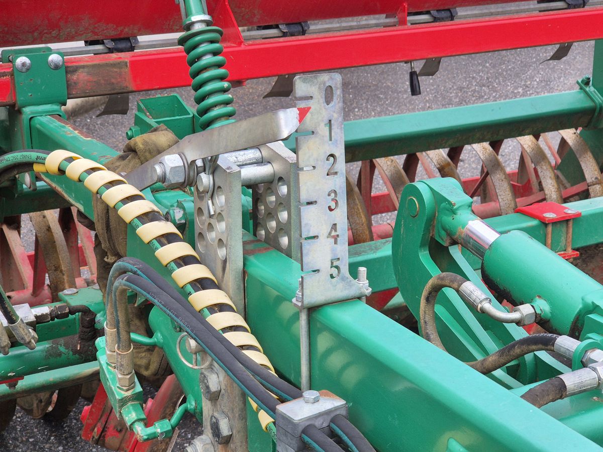 Regent TUKAN 300NS GRUBBER