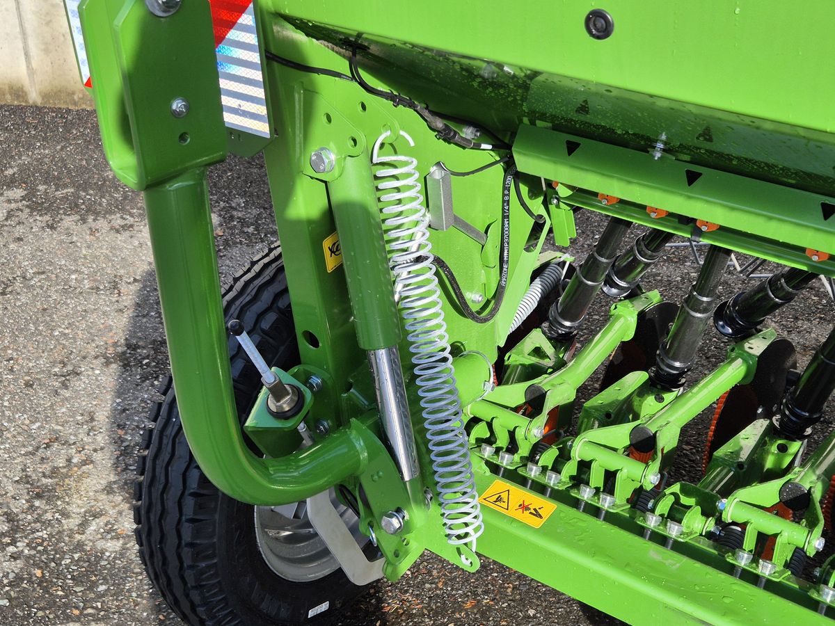 Amazone D9 3000 SUPER ANBAUSAEMASCHIENE