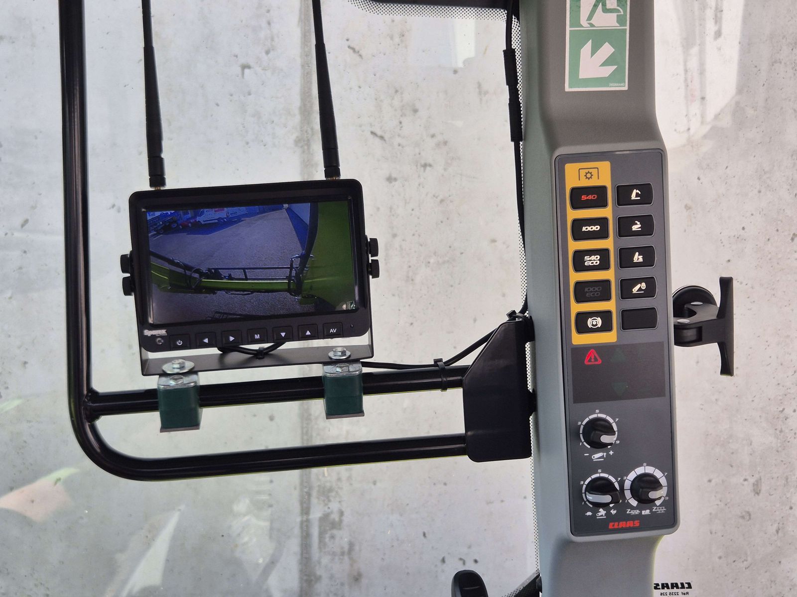 Claas Arion 410 Stage V (Standard)