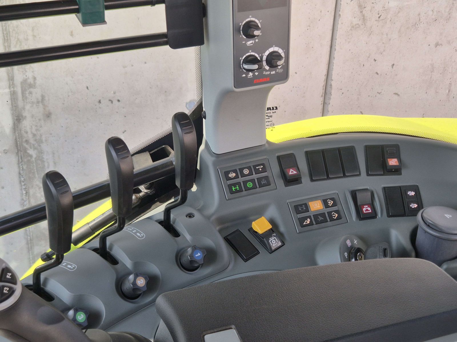 Claas Arion 410 Stage V (Standard)