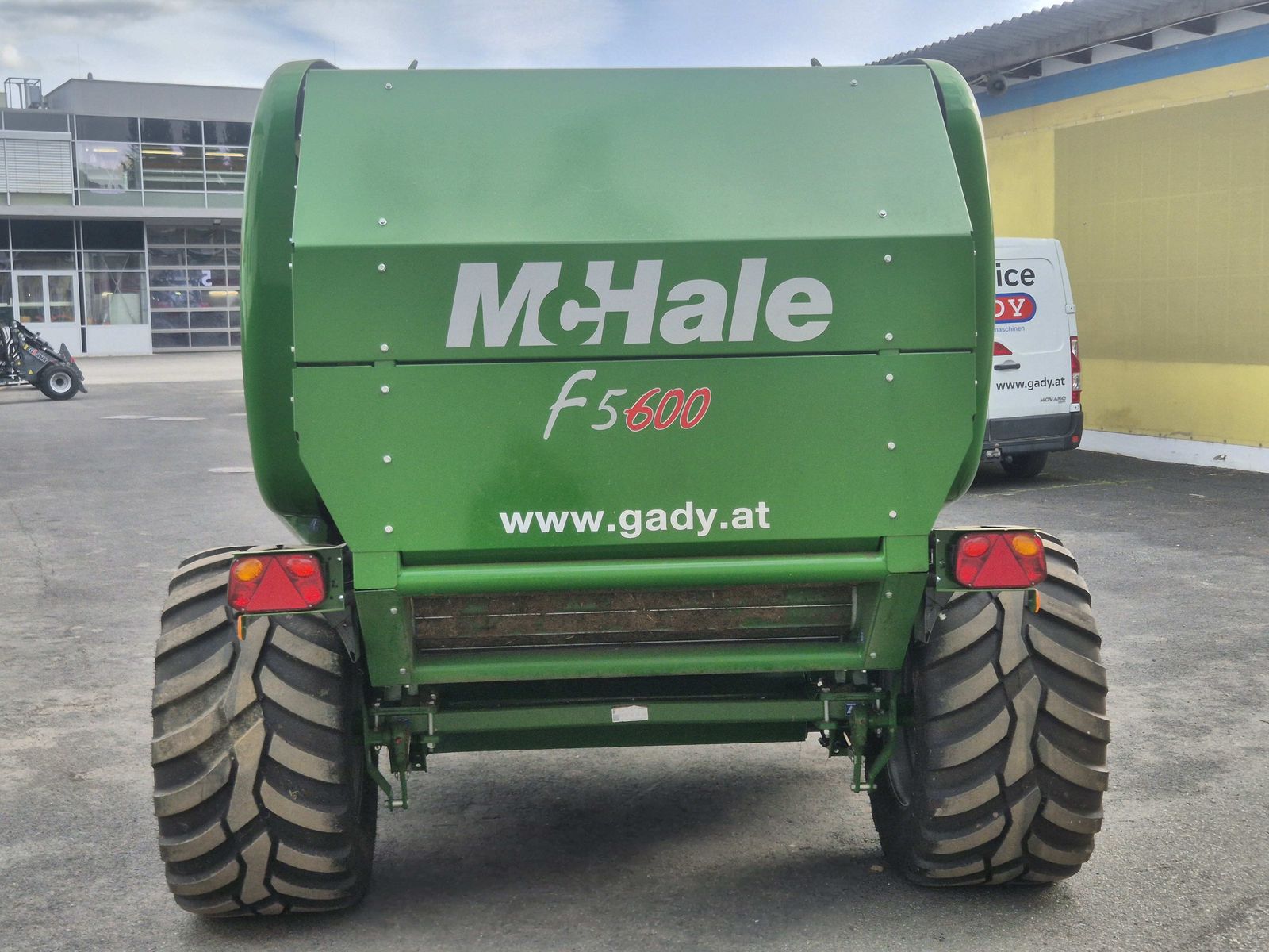 McHale F560 RUNDBALLENPRESSE 