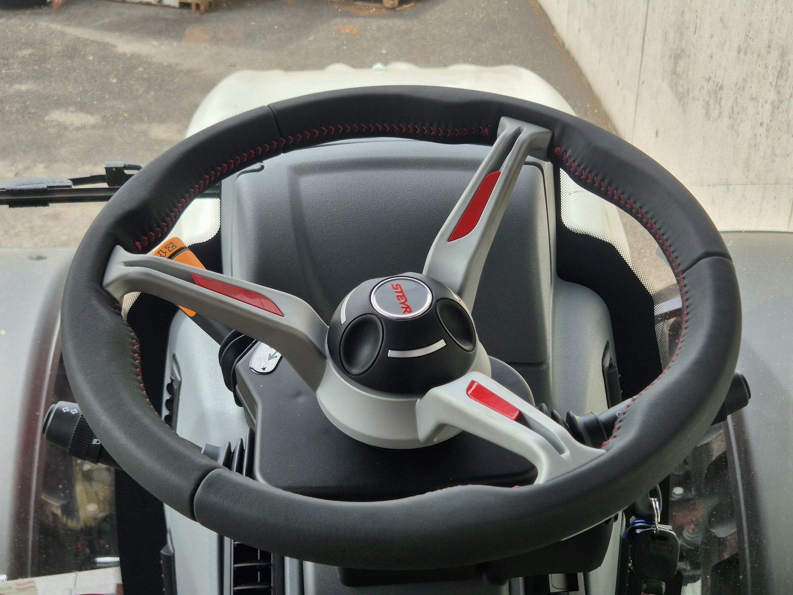 Steyr 6150 Profi CVT (Stage V) 