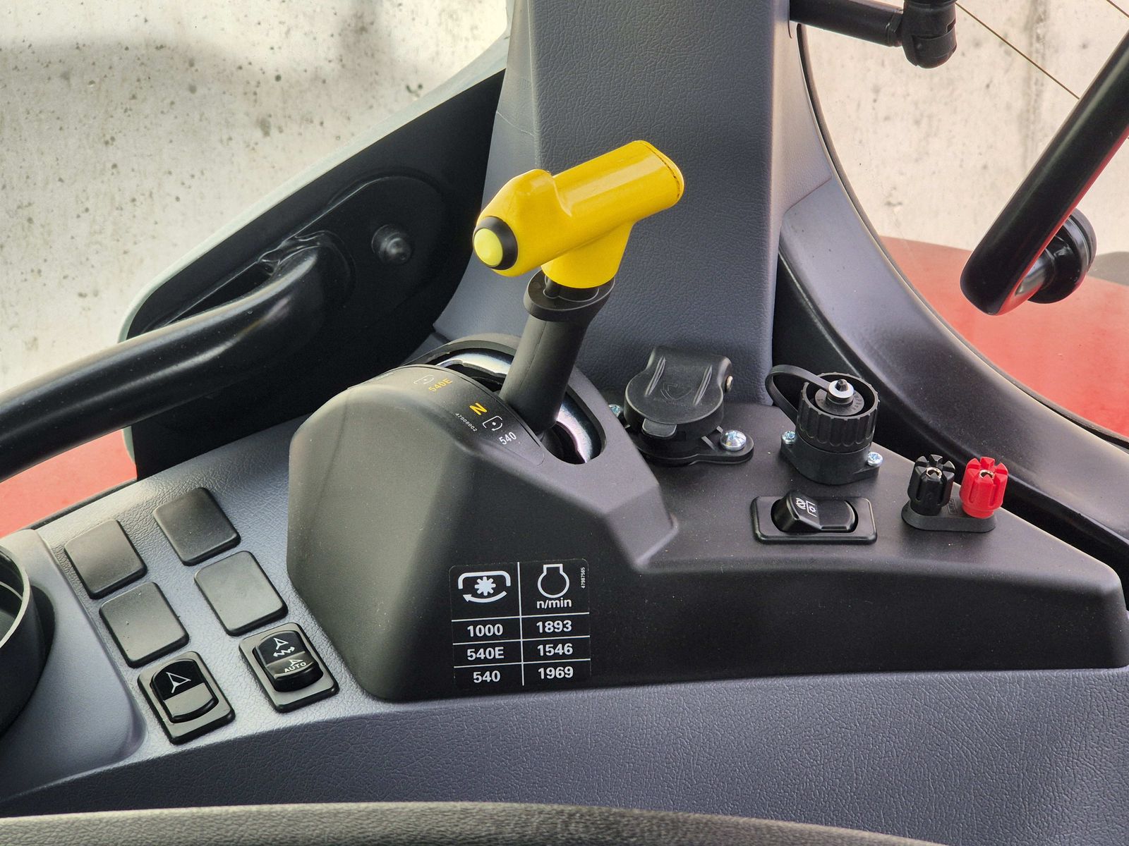 Steyr 6150 Profi CVT (Stage V) 