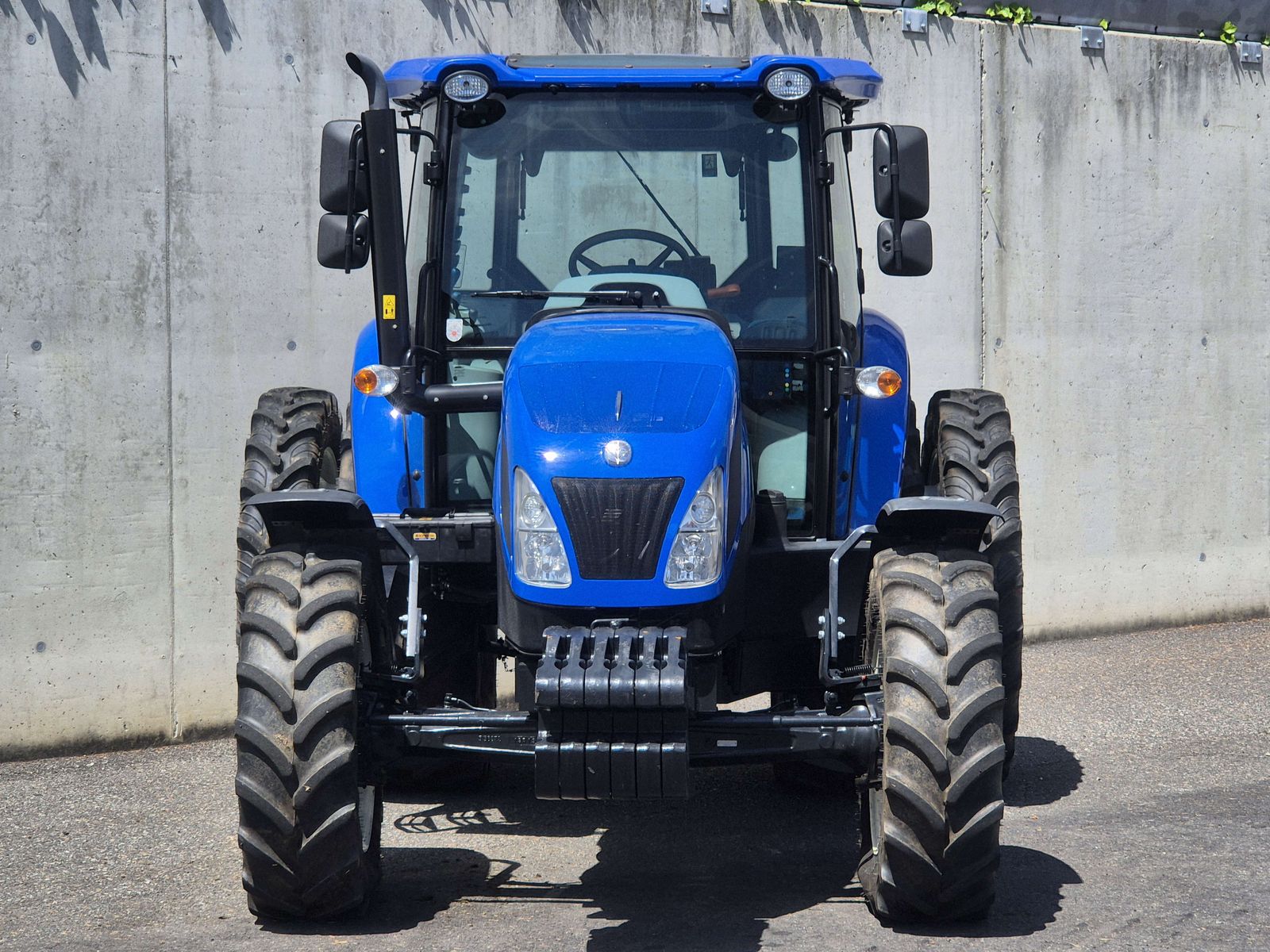New Holland TD5.85 (Tier 4A)