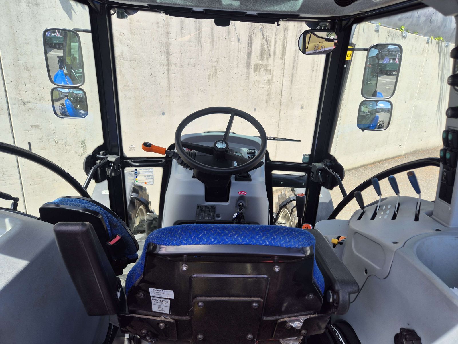 New Holland TD5.85 (Tier 4A)