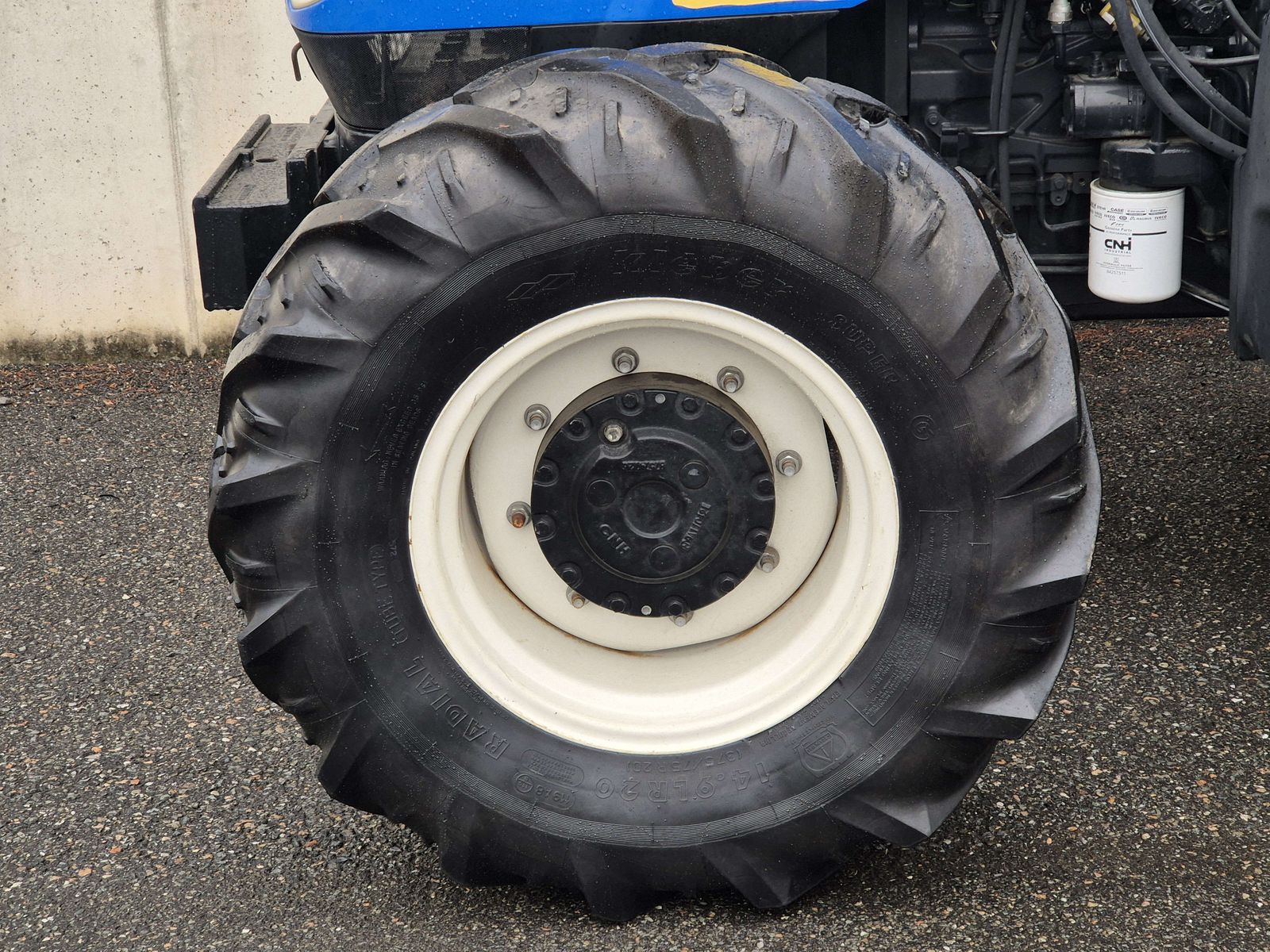 New Holland T5030
