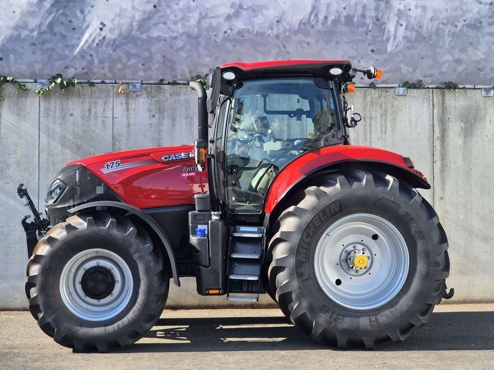 Case IH Puma 175 CVXDrive (Stage V)