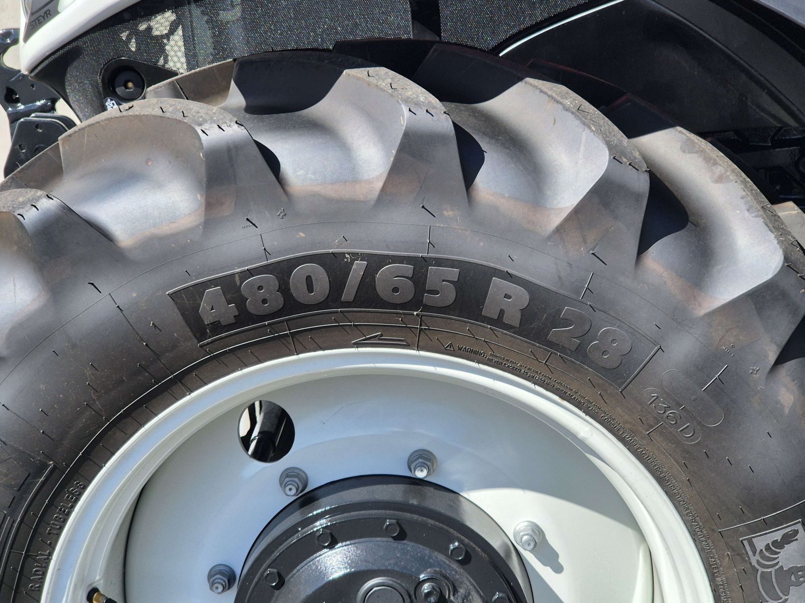 Steyr 6150 Profi CVT (Stage V) 