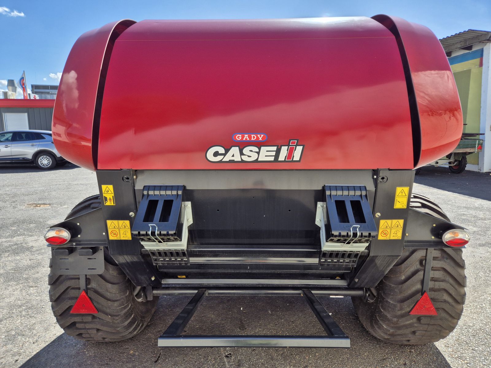 Case IH RB545 RUNDBALLEN PRESSE